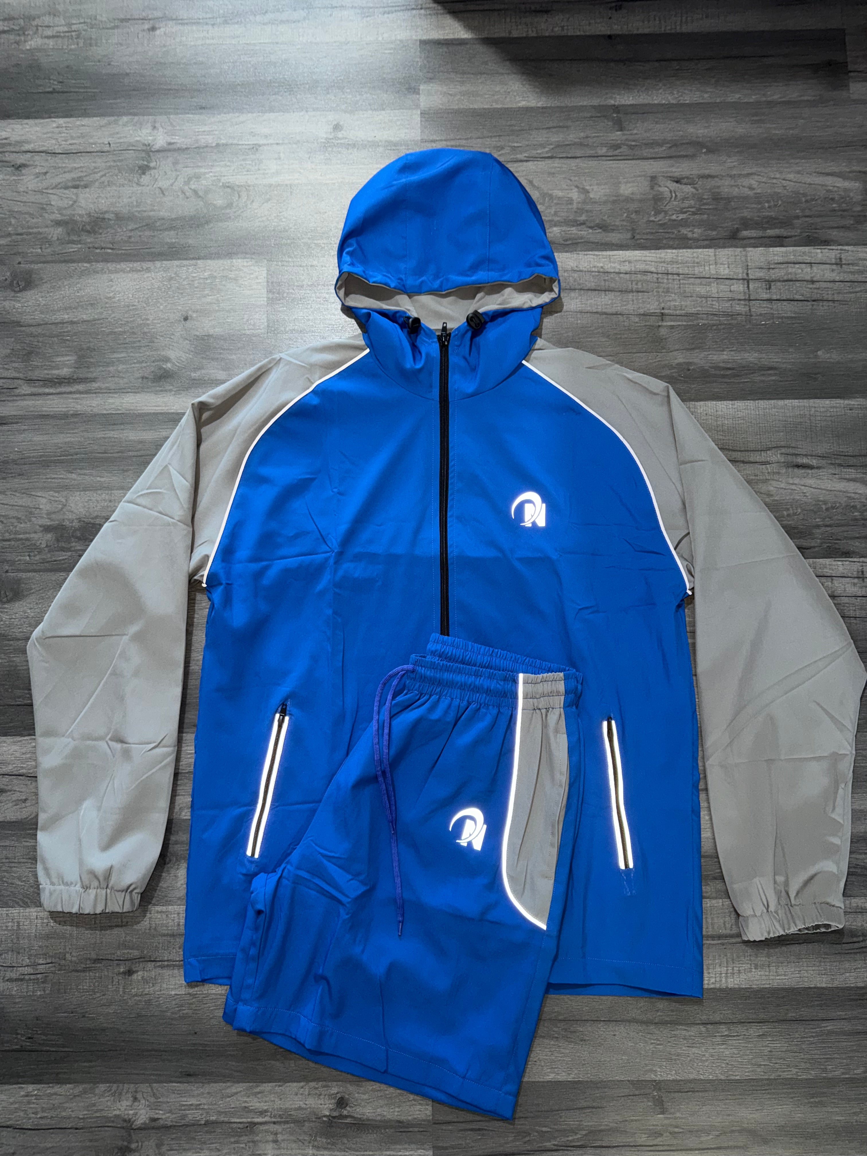 Ontrek Hoodie and Shorts - Set